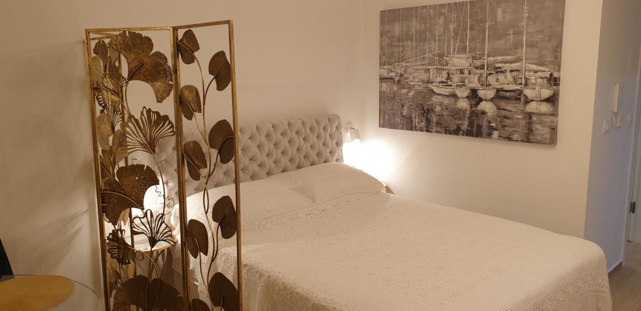Golden Studio - private parking Dubrovnik Eksteriør billede