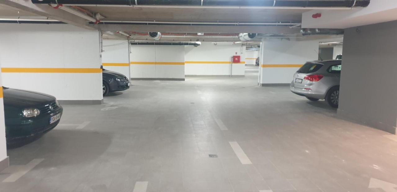 Golden Studio - private parking Dubrovnik Eksteriør billede